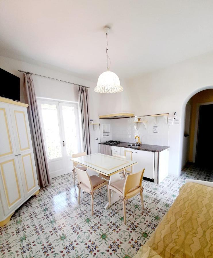Hotel Residence Mendolita Lipari  Eksteriør bilde