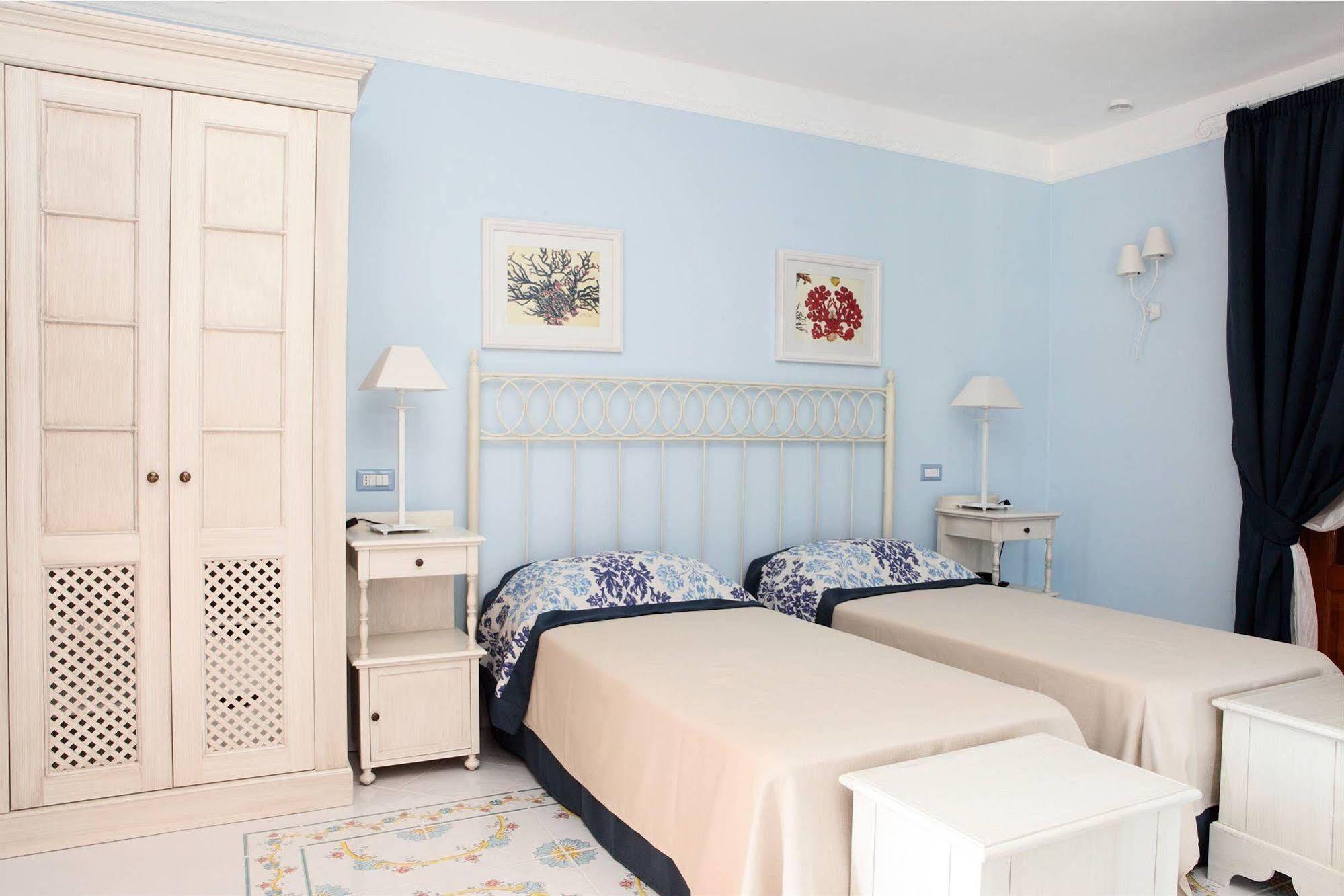 Hotel Residence Mendolita Lipari  Eksteriør bilde