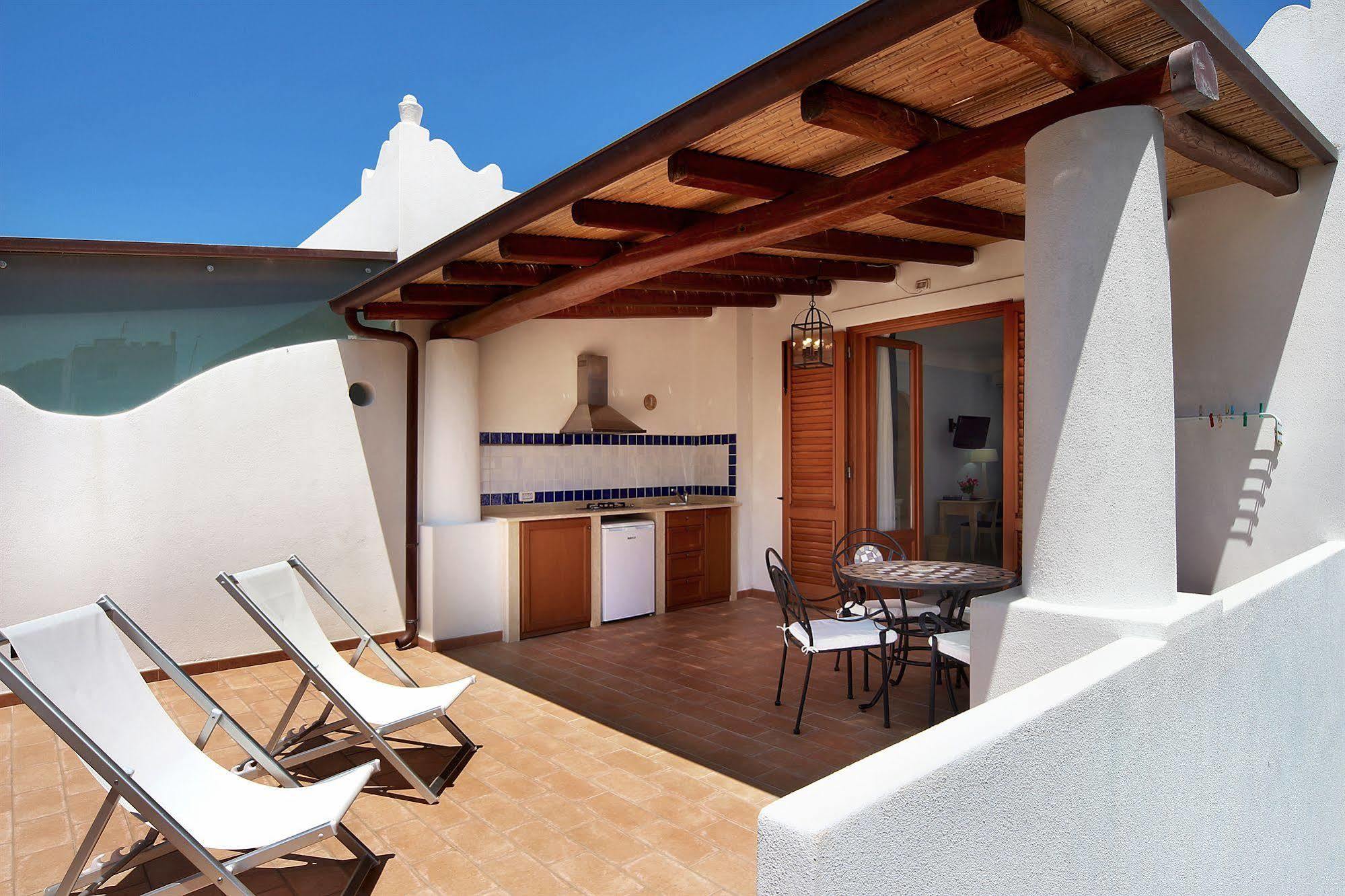 Hotel Residence Mendolita Lipari  Eksteriør bilde